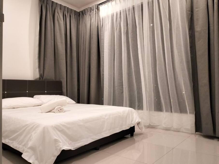 Highpark Suites Kelana Jaya By Kenangan Homes เปอตาลิงจายา ภายนอก รูปภาพ