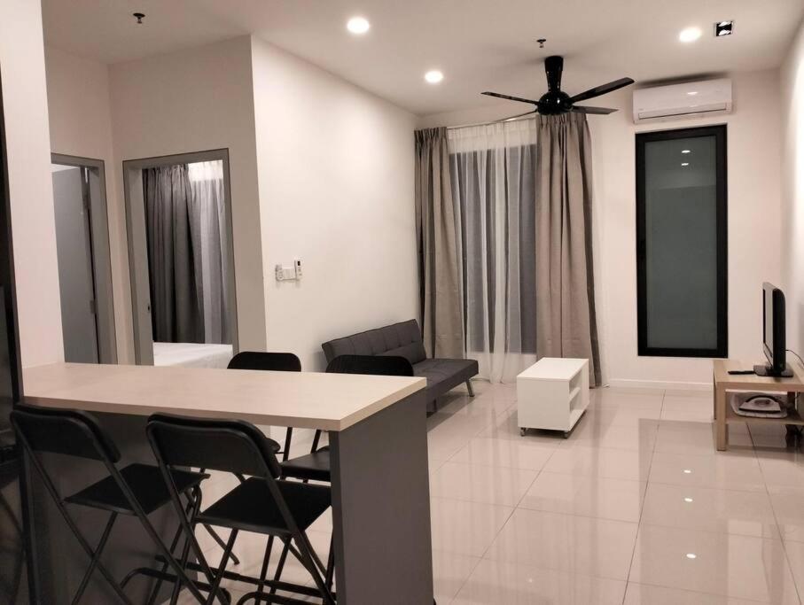 Highpark Suites Kelana Jaya By Kenangan Homes เปอตาลิงจายา ภายนอก รูปภาพ
