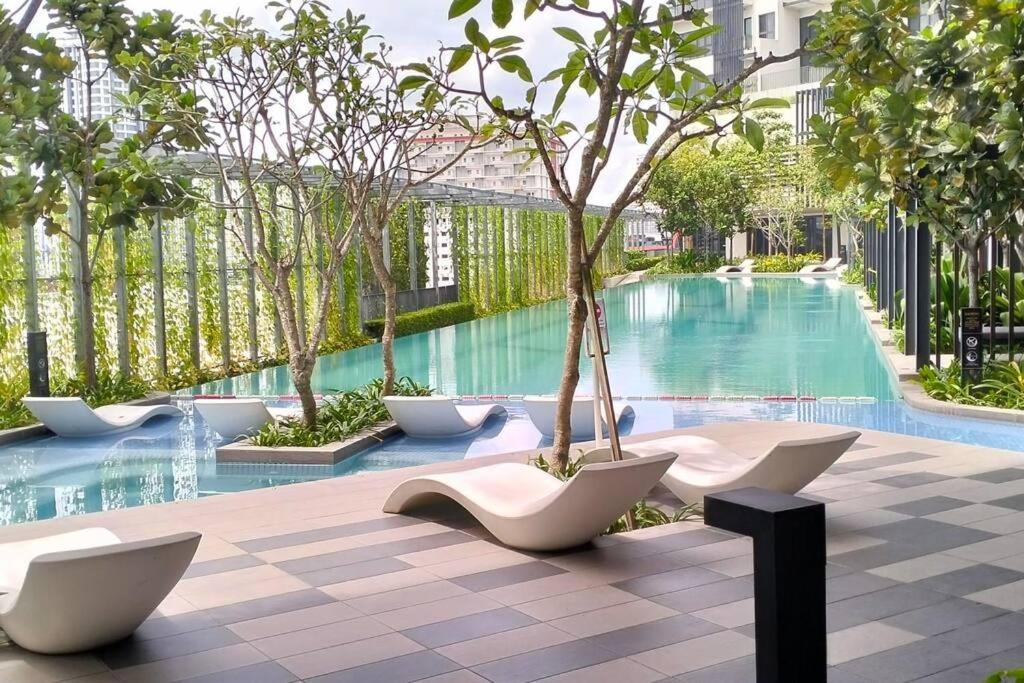 Highpark Suites Kelana Jaya By Kenangan Homes เปอตาลิงจายา ภายนอก รูปภาพ